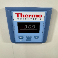 Thermo Scientific Heratherm Incubator image 2